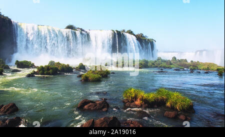 Cataratas do Iguaçu chutes d'eau, le plus grand des Amériques. Banque D'Images