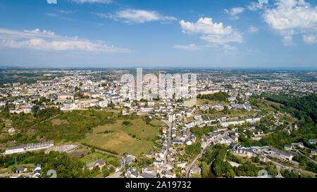Vue aérienne de la ville de Rodez dans l'Aveyron, France Banque D'Images