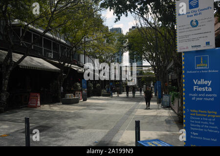 Fortitude Valley, Brisbane, Australie : Brunswick Street Mall à Ann Street Banque D'Images