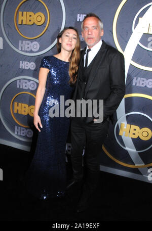 West Hollywood, Californie, USA 22 septembre 2019 réalisateur Jean-Marc Vallée et Aisling Chin-Yee assister à HBO's Post Emmy Award Réception suivant 71e Primetime Emmy Awards le 22 septembre 2019 à l'esplanade du centre de design pacifique de West Hollywood, Californie, USA. Photo de Barry King/Alamy Stock Photo Banque D'Images