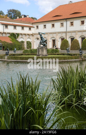 Le jardin Wallenstein, un 17e siècle dans le jardin du Palais du Sénat, Mala Strana, Prague, République tchèque. Banque D'Images