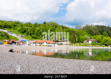 Panonika pannonienne, lacs, Tuzla, Bosnie-Herzégovine Banque D'Images