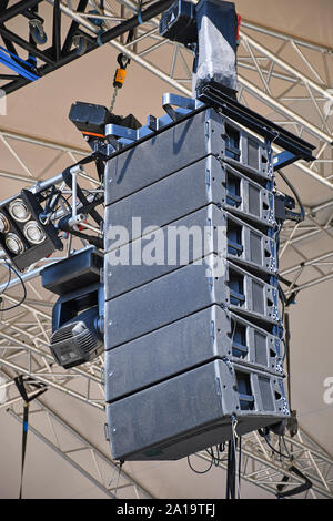 Grandes enceintes d'un concert en plein air Banque D'Images