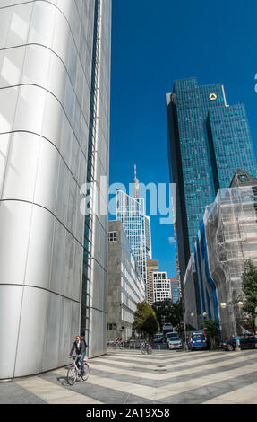 Le centre-ville de Francfort, la tour d'argent, tour gallileo,(commerzbank ), maintower, Banque D'Images