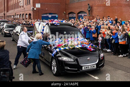 La procession funéraire de l'ancien joueur Fernando Ricksen Rangers Ibrox Stadium accueil de laissez-passer de Glasgow Rangers. Banque D'Images