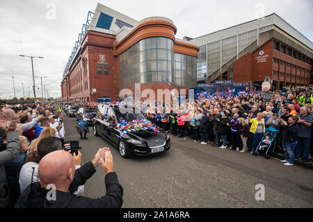 La procession funéraire de l'ancien joueur Fernando Ricksen Rangers Ibrox Stadium accueil de laissez-passer de Glasgow Rangers. Banque D'Images