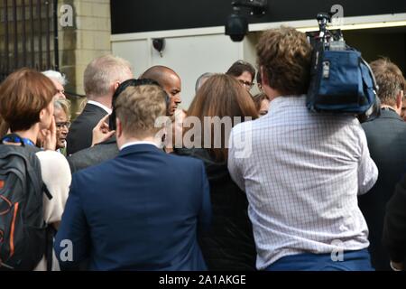 Couverture de presse de Brexit en place du Parlement, Londres Septembre 2019 Banque D'Images