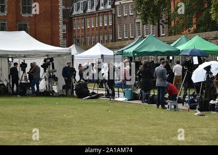 Couverture de presse de Brexit en place du Parlement, Londres Septembre 2019 Banque D'Images