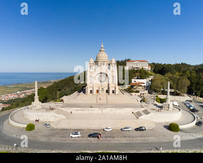 Santuário do Sagrado Coração de Jesus de Santa Luzia (sanctuaire de Santa Luzia et le Sacré-Cœur de Jésus), Viana do Castelo, Portugal Banque D'Images