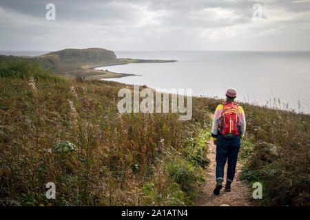 Femme randonnée sur l'Ecosse arran Banque D'Images