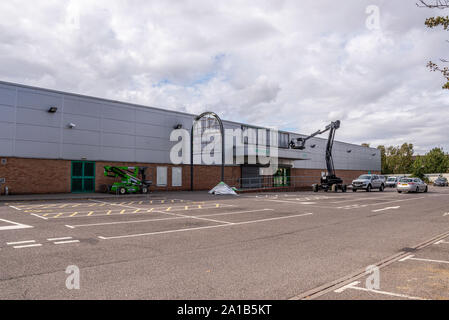 Bannière nom retiré de Homebase store à Southend on Sea, Essex, UK le jour de fermeture de succursale. Faire vous-même la fermeture de l'entrepôt Banque D'Images