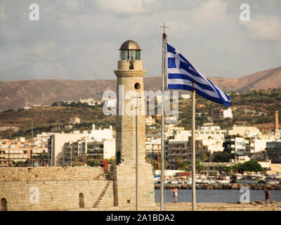 Vieux phare au Rethymno, Crète, Grèce Banque D'Images