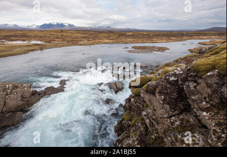 Oxara River dans le parc national de Thingvellir sur le cercle d'or en Islande Banque D'Images