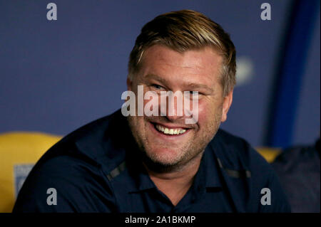 Oxford United manager Karl Robinson avant le troisième tour, la Coupe du buffle au match Kassam Stadium, Oxford. Banque D'Images