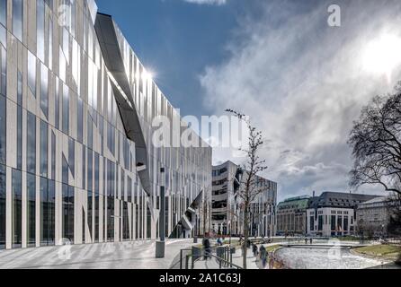 Düsseldorf, Kö-Bogen von Bauten, Daniel Liebeskind Banque D'Images