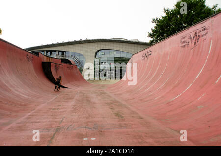 Half pipe à Shanghai megapark Banque D'Images