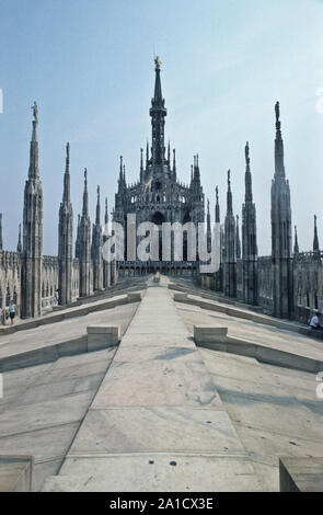 Der Mailänder (lombardisch Dom Dom de Milan, italienisch Duomo di Milano (eigentlich Basilique cathédrale Metropolitana di Santa Maria Nascente)) ist e Banque D'Images