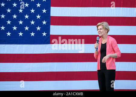 Keene, United States. 25 Septembre, 2019. Le sénateur du Massachusetts et candidat à la présidentielle, Elizabeth Warren parle à Keene State College un jour après que le Congrès a annoncé le début d'une accusation formelle d'enquête Président Trump. Credit : SOPA/Alamy Images Limited Live News Banque D'Images