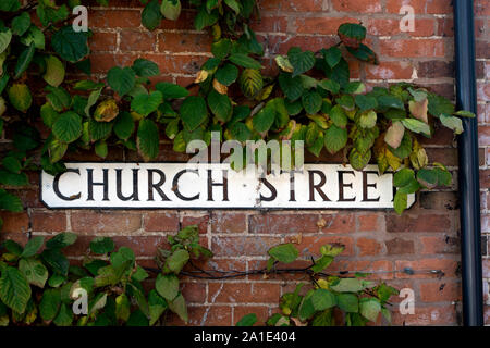 La rue de l'Église enseigne, Wellesbourne, Warwickshire, England, UK Banque D'Images