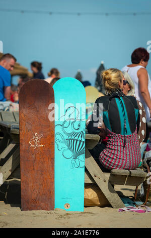 Broad Oak, Cornwall, UK. 08/09/2019. Championnats du monde d'embarquement du ventre s'est ouverte sur la magnifique plage Broad Oak à Cornwall. Banque D'Images