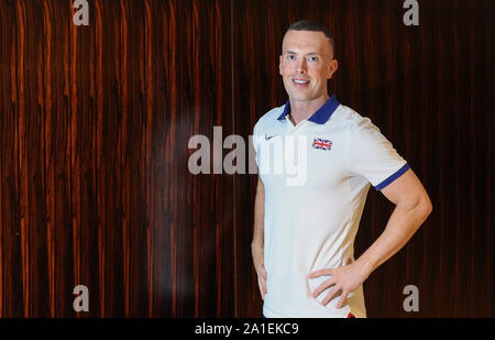 La société britannique Richard Kilty pose pour des photos lors d'une session de support au Movenpick Hotel West Bay, Doha. Banque D'Images