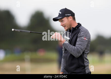 St Andrews, Écosse, Royaume-Uni. 26 Sep, 2019. Tournée européenne, Alfred Dunhill Links Championship, Premier tour ; Danny Willett d'Angleterre montre la voie de l'avant sur le parcours de championnat à Carnoustie Golf Links Credit : Action Plus Sport Images/Alamy Live News Banque D'Images