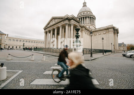 PARIS,FRANCE-NOV17 : Panteon de Paris sur le mauvais jour de pluie.le 17 novembre 2009, à Paris,France. Banque D'Images