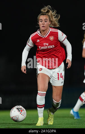 Manchester, UK. 26 Sep, 2019. Manchester, Angleterre - 26 SEPTEMBRE : Jill Roord d'Arsenal sur la balle au cours de l'UEFA Women's Champions League Round 32 match entre FC et Arsenal FC Fiorentina à Meadow Park, le 26 septembre 2019 à Borehamwood, Angleterre. (Photo de Daniela Porcelli/SPP) : Crédit Photo de presse Sport/Alamy Live News Banque D'Images