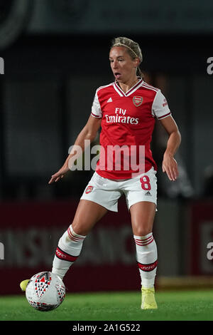 Manchester, UK. 26 Sep, 2019. Manchester, Angleterre - 26 SEPTEMBRE : Jordan Nobbs d'Arsenal sur la balle au cours de l'UEFA Women's Champions League Round 32 match entre FC et Arsenal FC Fiorentina à Meadow Park, le 26 septembre 2019 à Borehamwood, Angleterre. (Photo de Daniela Porcelli/SPP) : Crédit Photo de presse Sport/Alamy Live News Banque D'Images