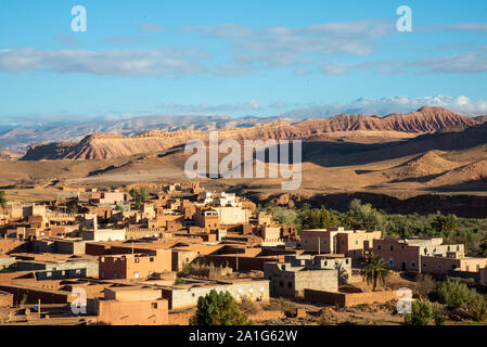 Voir au village de montagne de la région du Haut Atlas sud Maroc Banque D'Images