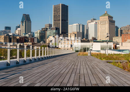 Montréal, CA - 21 septembre 2019 : du grand quai dans le Vieux Port Banque D'Images