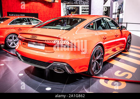 Francfort, Allemagne, nov 2019 Audi RS 7 performance à l'AIA, de deuxième génération, Type 4K8, MLBevo, plate-forme de la voiture produite par Audi Banque D'Images