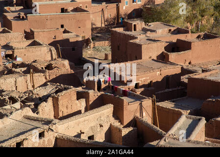 Toits de village dans le sud du Maroc Banque D'Images