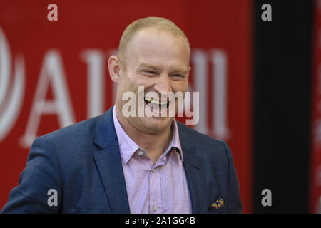 26 SEPTEMBRE 2019 , Stade AJ Bell, Salford, Angleterre ; Betfred Super League Rugby, de l'éliminateur de ronde 2, Salford Red Devils vs Castleford Tigers ; Jon Wells, directeur de rugby à Castleford Crédit : Mark Cosgrove/News Images Banque D'Images