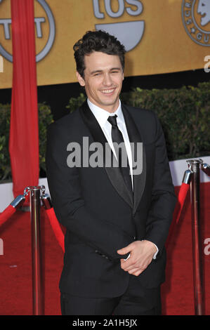 LOS ANGELES, CA. 30 janvier 2011 : James Franco à la 17e édition des Screen Actors Guild Awards au Shrine Auditorium. © 2011 Paul Smith / Featureflash Banque D'Images