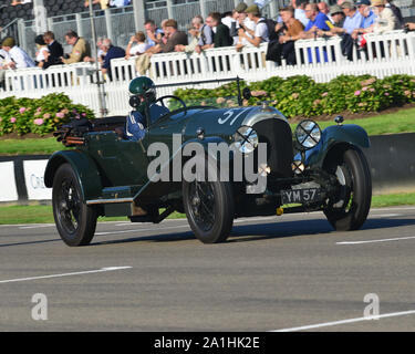 Anthony Galliers-Pratt, Bentley 3 litre Modèle de Speed, Bentley Brooklands Trophy, Pre-War sports cars, Goodwood Revival 2019, septembre 2019, de l'automobile Banque D'Images