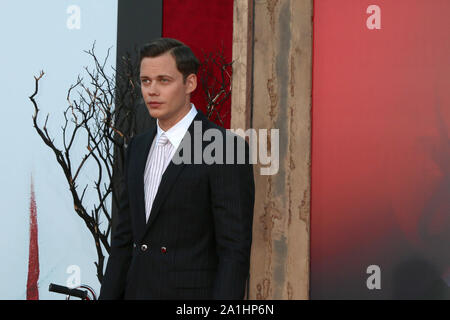 'Il Chapitre Deux' en première mondiale au Théâtre du Village Le 26 août 2019 à Westwood, CA comprend : Bill Skarsgard Où : Westwood, California, United States Quand : 27 août 2019 Credit : Nicky Nelson/WENN.com Banque D'Images