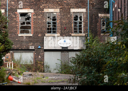 Récession, Stoke-on-Trent, Angleterre l'ancienne usine Royal Doulton, Niles Street, Burslem, Stoke-on-Trent. Banque D'Images