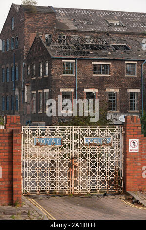 Récession, Stoke-on-Trent, Angleterre l'ancienne usine Royal Doulton, Niles Street, Burslem, Stoke-on-Trent. Banque D'Images