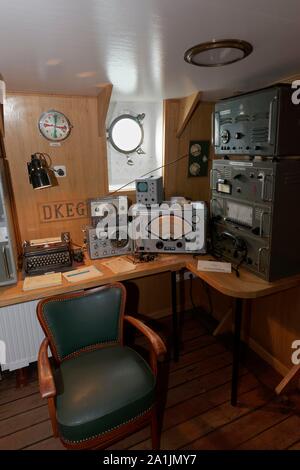 La salle radio du quatre-mâts barque Passat avec de l'équipement de 1950, Priwall, Lubeck-Travemunde, Lubeck Bay, mer Baltique, Schleswig-Holstein Banque D'Images