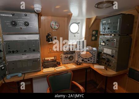 La salle radio du quatre-mâts barque Passat avec de l'équipement de 1950, Priwall, Lubeck-Travemunde, Lubeck Bay, mer Baltique, Schleswig-Holstein Banque D'Images