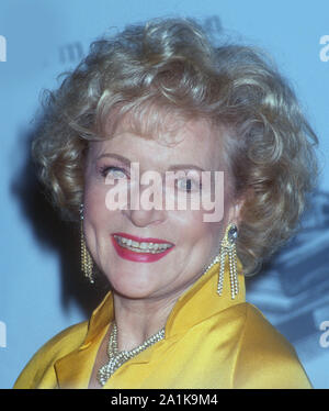 Betty White, 1992, photo de Michael Ferguson/PHOTOlink / MediaPunch Banque D'Images