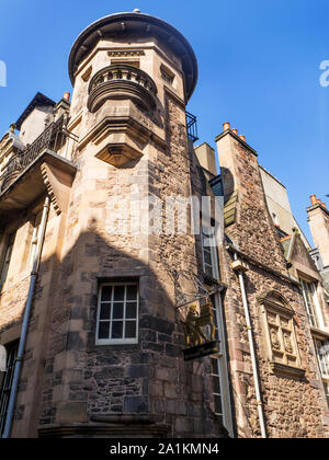 Le Writers Museum dans Lady Escaliers Maison sur Dame Escaliers fermer Lawnmarket Scotland Édimbourg Banque D'Images