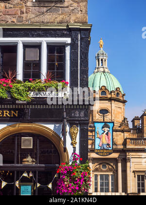 La Banque d'Écosse, des capacités de Deacon Brodies Tavern sur Lawnmarket le Royal Mile Edinburgh Scotland Banque D'Images