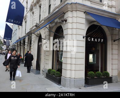 Le 26 septembre 2019, Londres, Royaume-Uni : Graff store dans la Mode et bijoux de luxe shopping sur New Bond Street à Londres. (Crédit Image : © Keith Mayhew/SOPA des images à l'aide de Zuma sur le fil) Banque D'Images