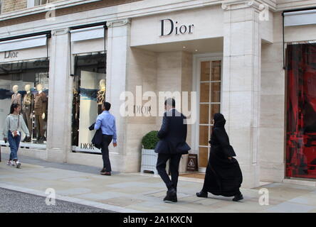 Le 26 septembre 2019, Londres, Royaume-Uni : Dior magasin dans le luxe Mode et Bijoux shopping sur New Bond Street à Londres. (Crédit Image : © Keith Mayhew/SOPA des images à l'aide de Zuma sur le fil) Banque D'Images