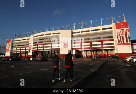 Vue extérieure générale au cours de la Sky Bet Championship match au stade de Bet365, Stoke. Banque D'Images
