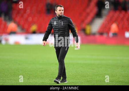 STOKE ON TRENT, en Angleterre. 27 septembre Nathan Jones, gestionnaire de Stoke City pendant le match de championnat Sky Bet entre Stoke City et Nottingham Forest au stade de BET365, Stoke-on-Trent le vendredi 27 septembre 2019. (Crédit : Jon Hobley | MI News) photographie peut uniquement être utilisé pour les journaux et/ou magazines fins éditoriales, licence requise pour l'usage commercial Crédit : MI News & Sport /Alamy Live News Banque D'Images