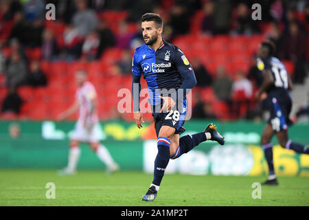 STOKE ON TRENT, en Angleterre. 27 septembre Tiago Silva (28) La forêt de Nottingham au cours de la Sky Bet Championship match entre Stoke City et Nottingham Forest au stade de BET365, Stoke-on-Trent le vendredi 27 septembre 2019. (Crédit : Jon Hobley | MI News) photographie peut uniquement être utilisé pour les journaux et/ou magazines fins éditoriales, licence requise pour l'usage commercial Crédit : MI News & Sport /Alamy Live News Banque D'Images