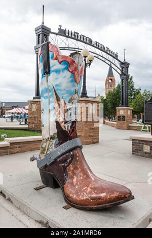 L'un des 19 bottes géantes colorées, une signature de Cheyenne (Wyoming), trouvés dans le centre-ville Banque D'Images